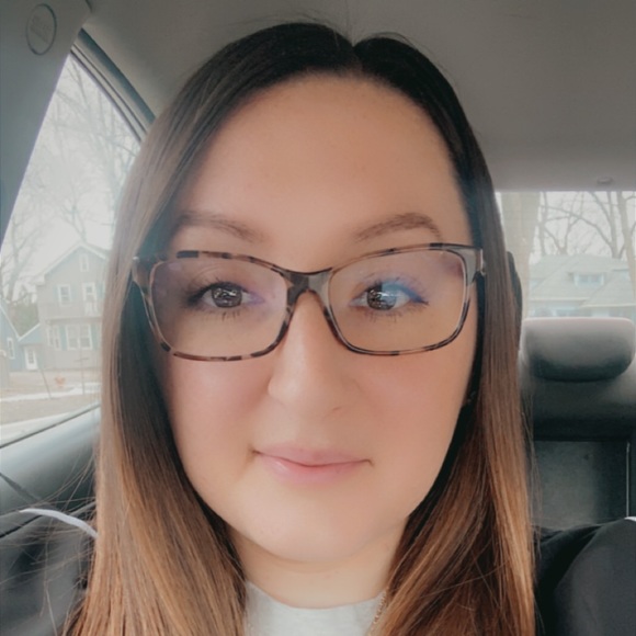 Meet your Posher, Cadirena - Picture 1 of 1